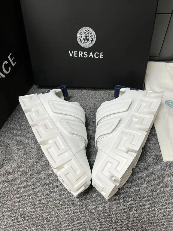 Versace Shoe 